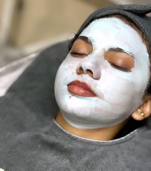 LIMPIEZA FACIAL ESTUDIANTIL